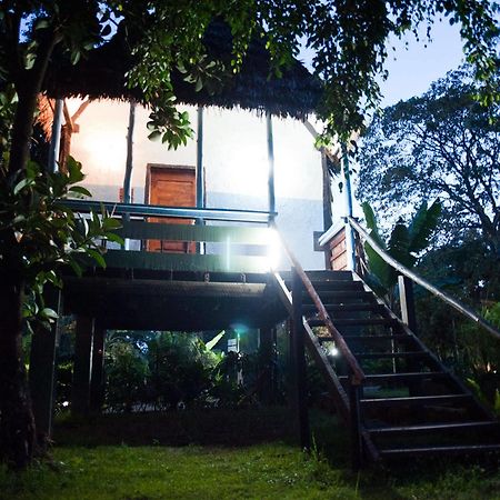 L Oasis Lodge And Restaurant Arusha Ngoại thất bức ảnh