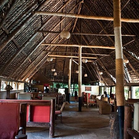 L Oasis Lodge And Restaurant Arusha Ngoại thất bức ảnh