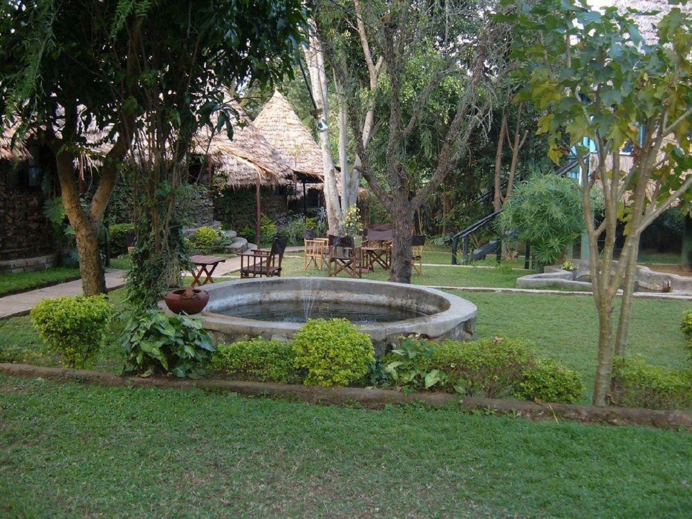 L Oasis Lodge And Restaurant Arusha Ngoại thất bức ảnh