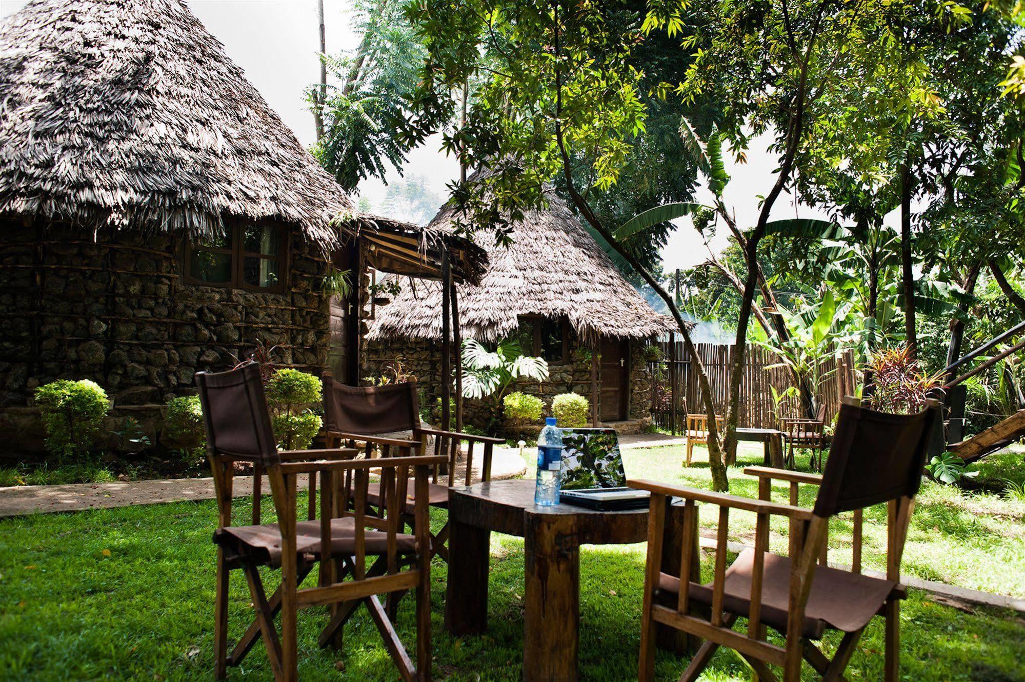 L Oasis Lodge And Restaurant Arusha Ngoại thất bức ảnh