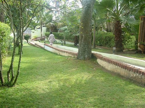 L Oasis Lodge And Restaurant Arusha Ngoại thất bức ảnh